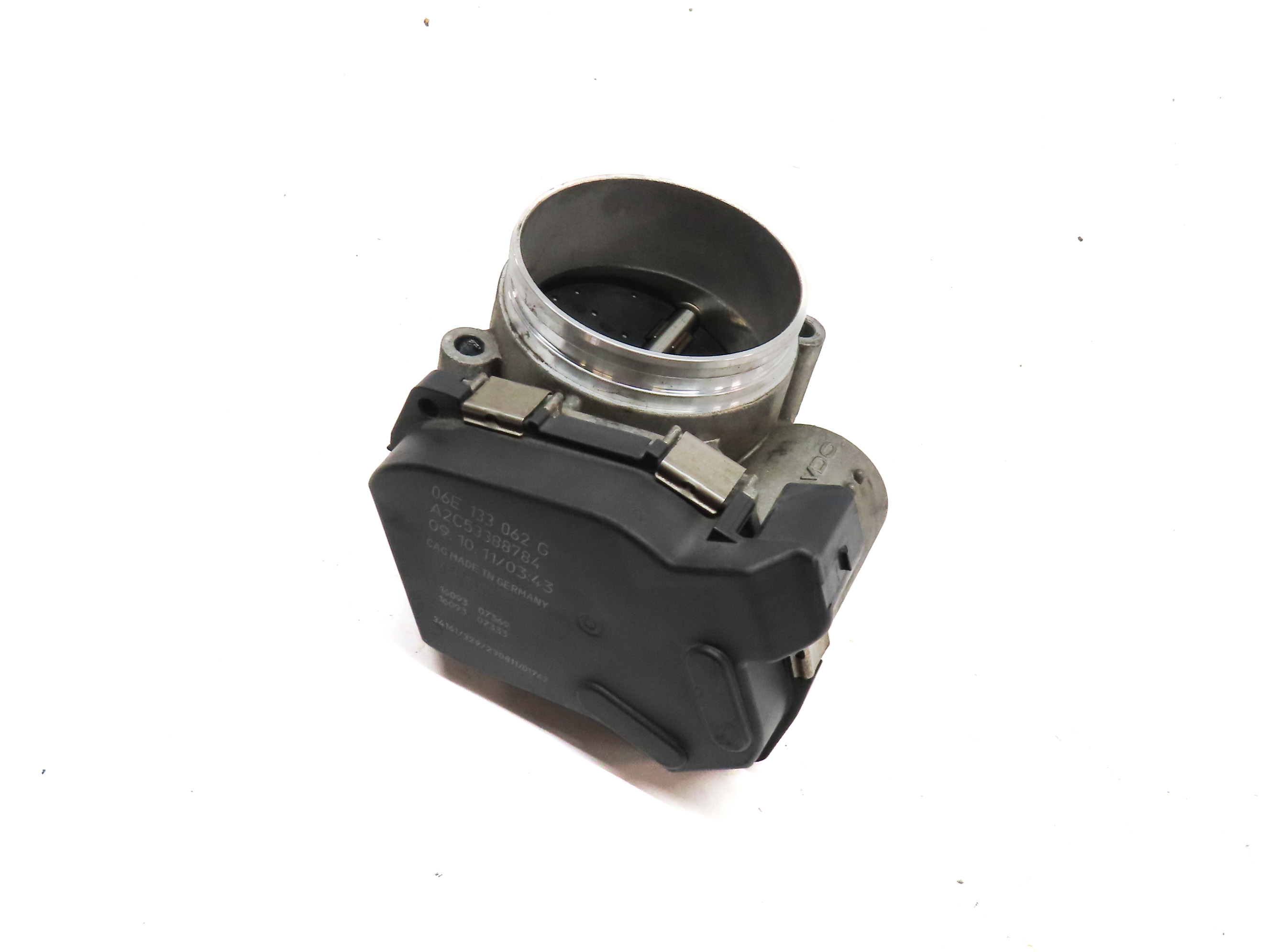 09-17 AUDI A4 A5 S5 S6 S7 S8 Q5 SQ5 (B8 8K 8T 8R C7) 3.0L / 3.2L THROTTLE BODY — exact item pictured